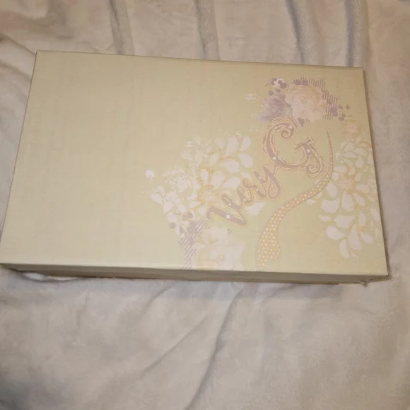 Very G Floral Canvas Sandals - Cream and Brown - Picture 6 of 7